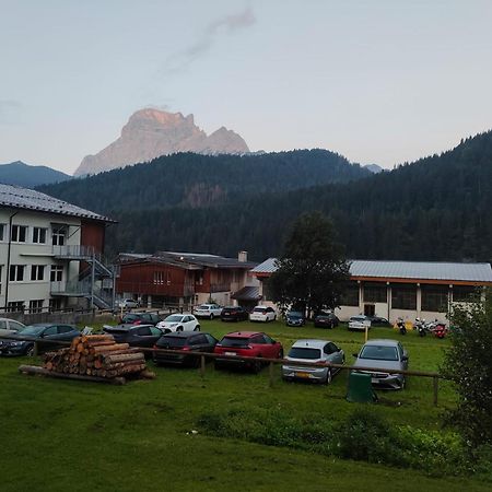 Hotel Nevada San Vito di Cadore Exterior foto