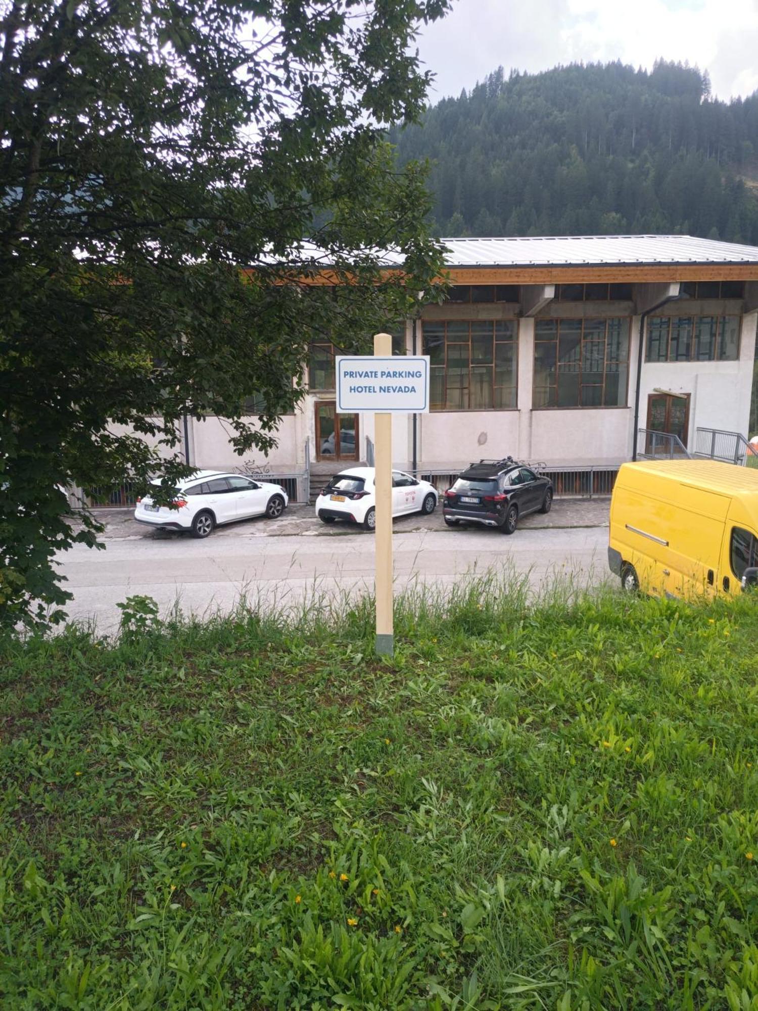 Hotel Nevada San Vito di Cadore Exterior foto